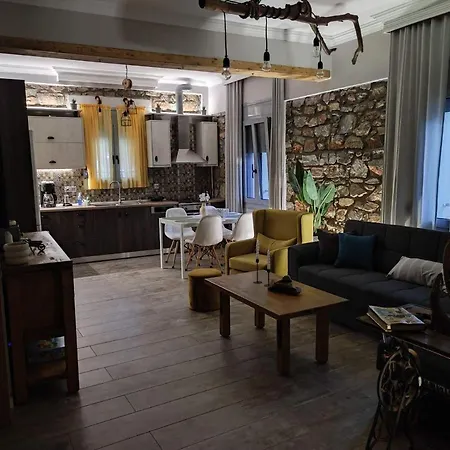 Apostolos House Center Apartment *