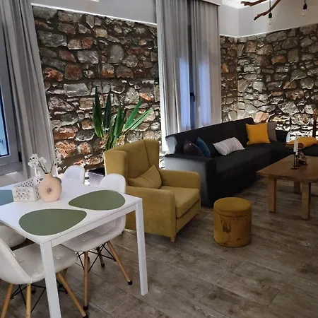 Apostolos House Center