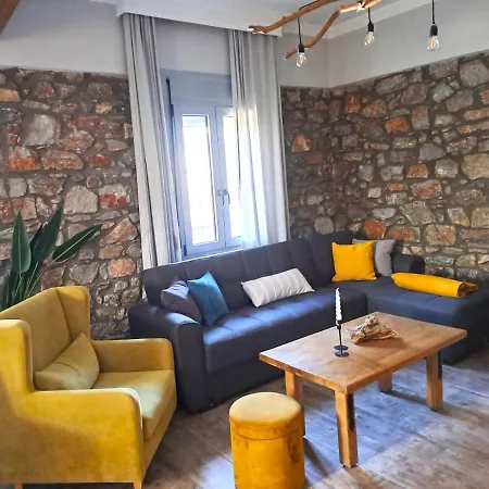 דירה Apostolos House Center