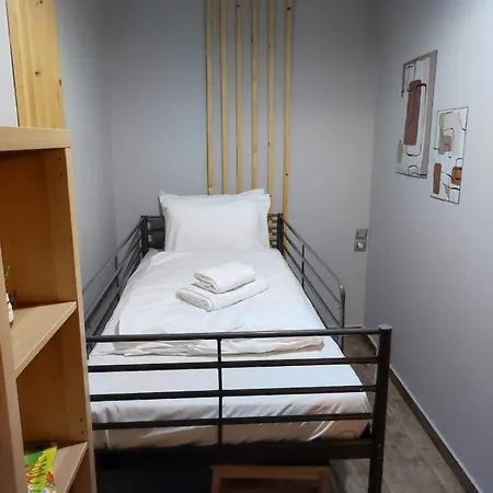 Apostolos House Center